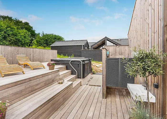 4 Bedroom Stunning In